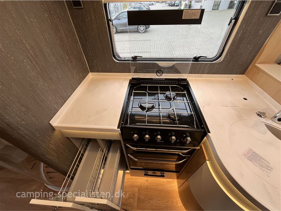 Hymer BML I880